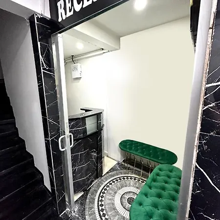 Hotel Menesa 3*