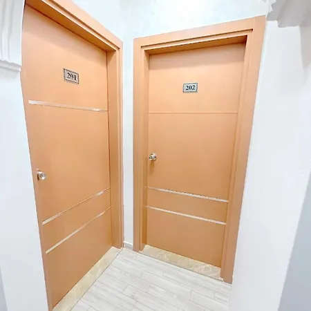 Hotel Menesa 3*